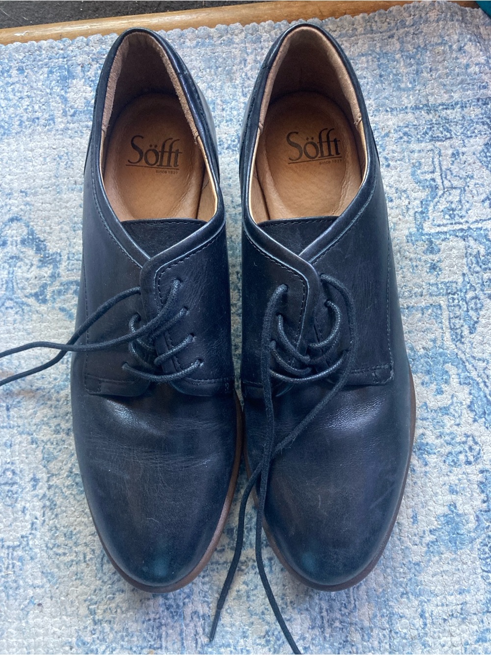 Söfft Black Leather Lace-Up Derbys
